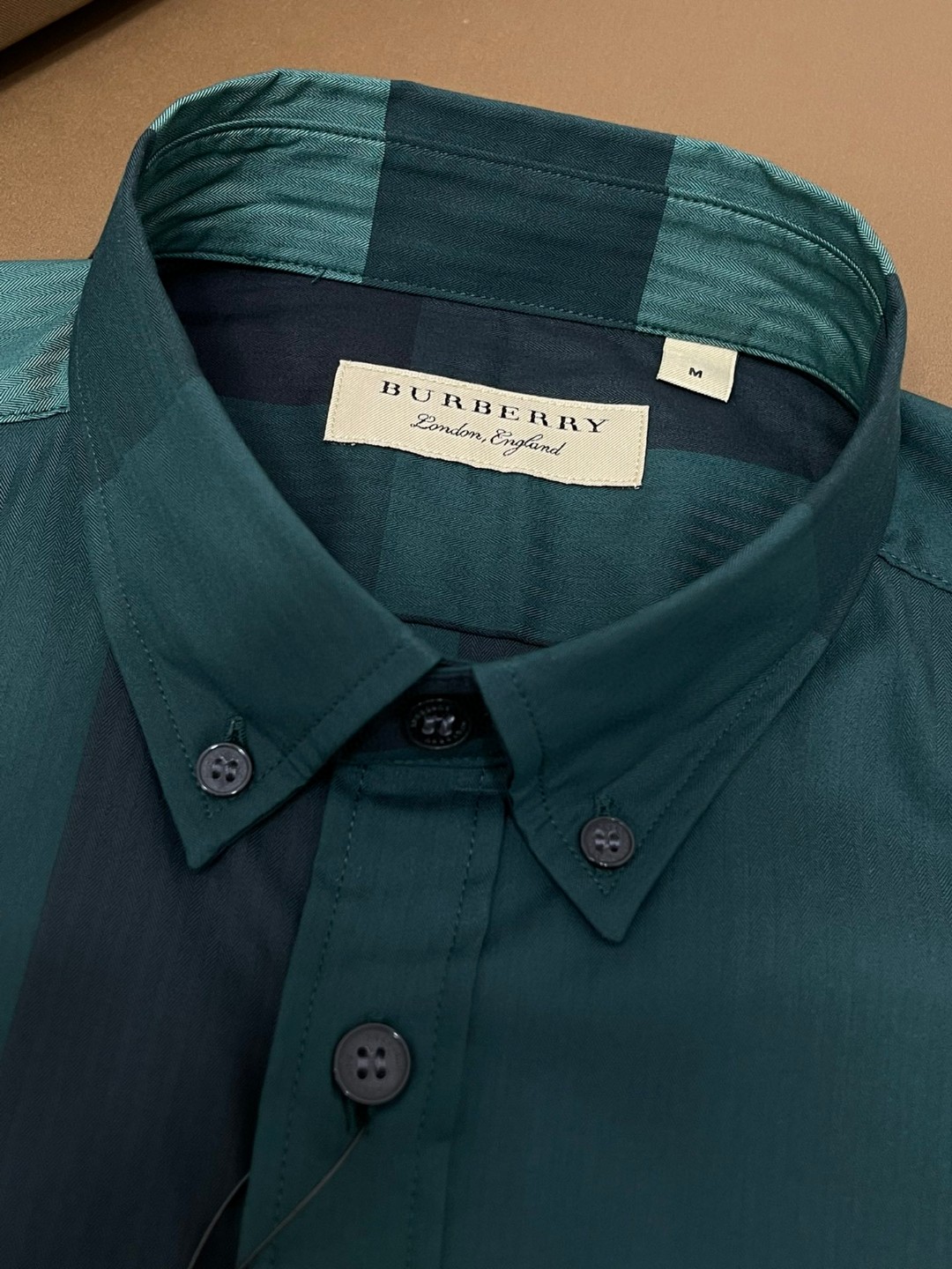 Burberry 巴宝莉 格纹翻领单排扣衬衫 短袖 夏季 蓝色 黑色 绿色 80876371
