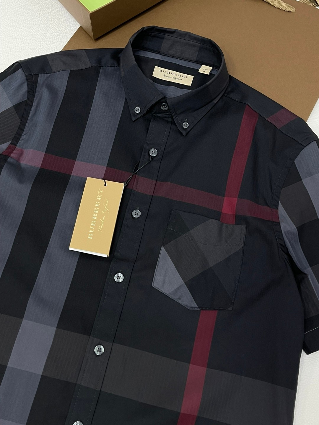 Burberry 巴宝莉 格纹翻领单排扣衬衫 短袖 夏季 蓝色 黑色 绿色 80876371