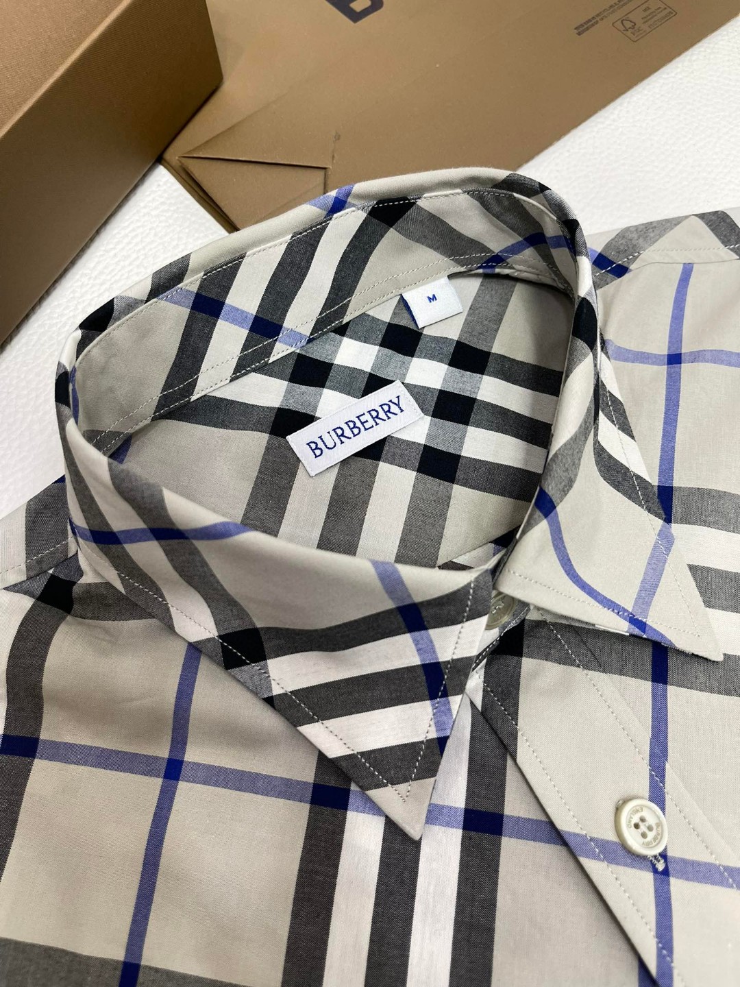 Burberry 巴宝莉 格纹单排扣衬衫 短袖 夏季 青苔色 沙色 80876371