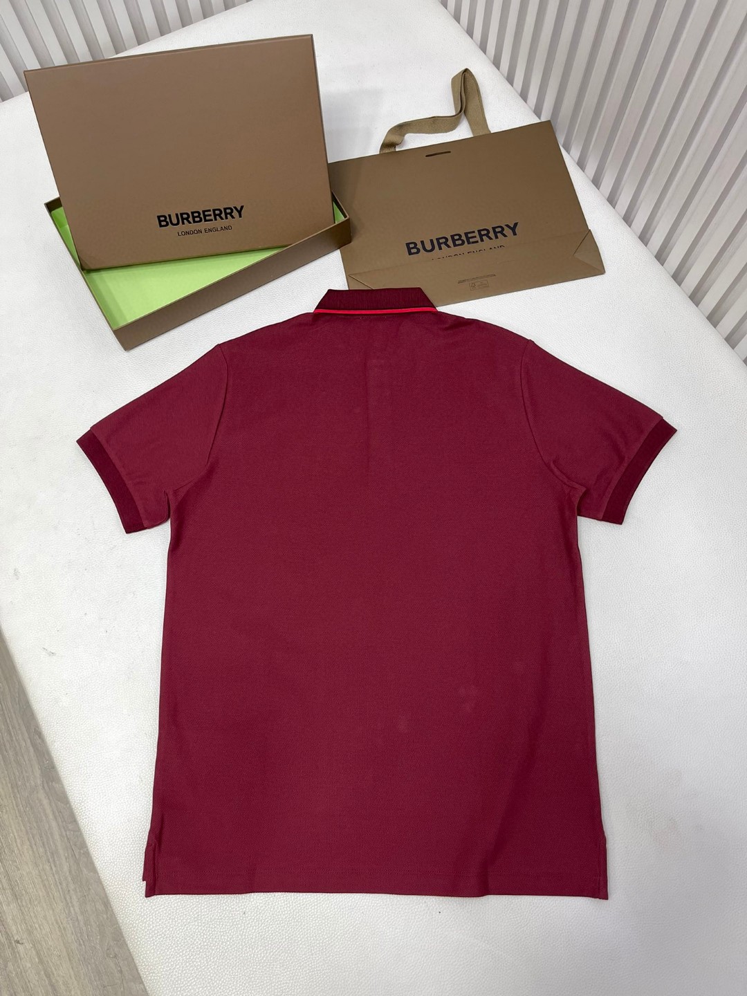 Burberry 巴宝莉 撞色字母logo刺绣Polo衫 短袖 T恤 圆领 短款 夏季 黑色 白色 酒红色 8017003-A1189