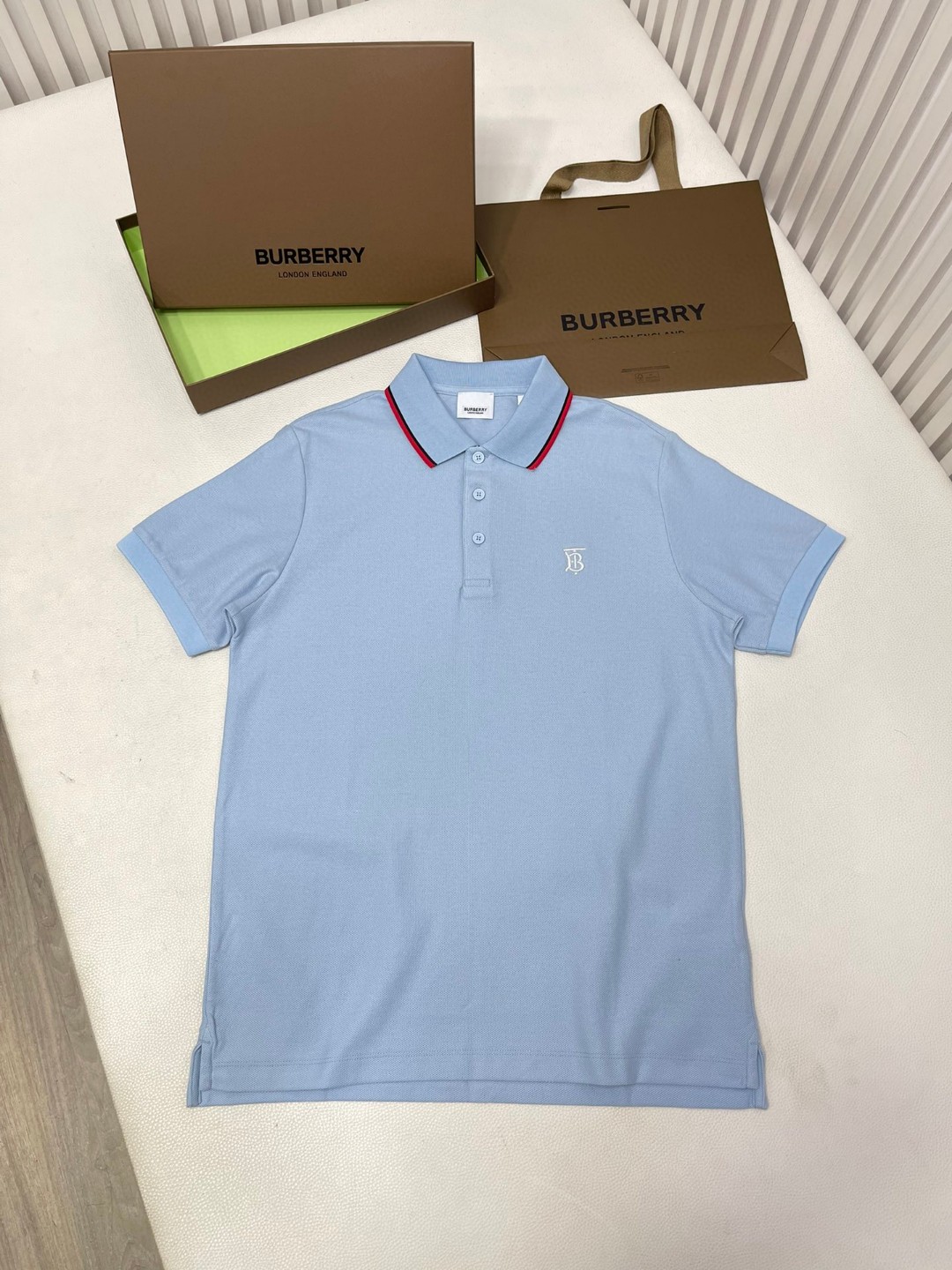 Burberry 巴宝莉 撞色字母logo刺绣Polo衫 短袖 T恤 圆领 短款 夏季 黑色 白色 酒红色 8017003-A1189