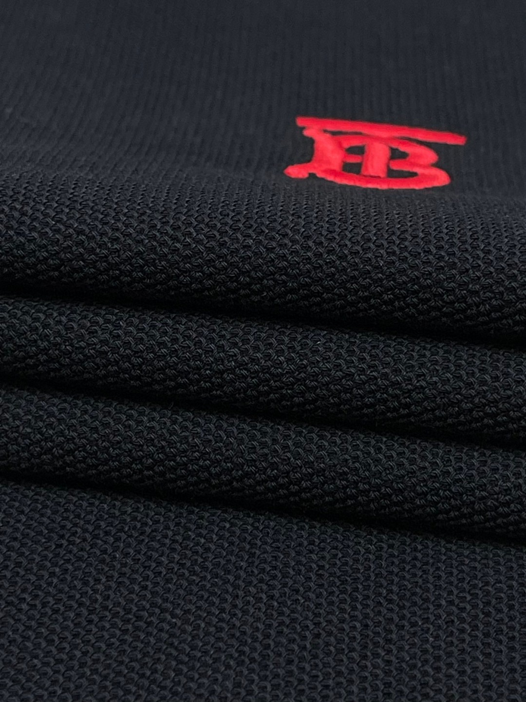 Burberry 巴宝莉 撞色字母logo刺绣Polo衫 短袖 T恤 圆领 短款 夏季 黑色 白色 酒红色 8017003-A1189