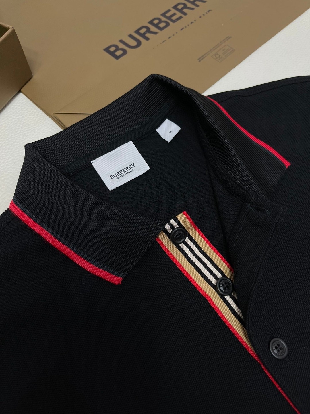 Burberry 巴宝莉 撞色字母logo刺绣Polo衫 短袖 T恤 圆领 短款 夏季 黑色 白色 酒红色 8017003-A1189