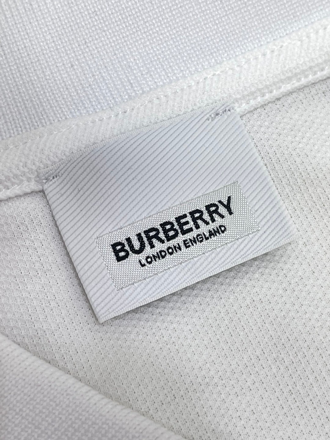 Burberry 巴宝莉 撞色字母logo刺绣Polo衫 短袖 T恤 圆领 短款 夏季 黑色 白色 酒红色 8017003-A1189