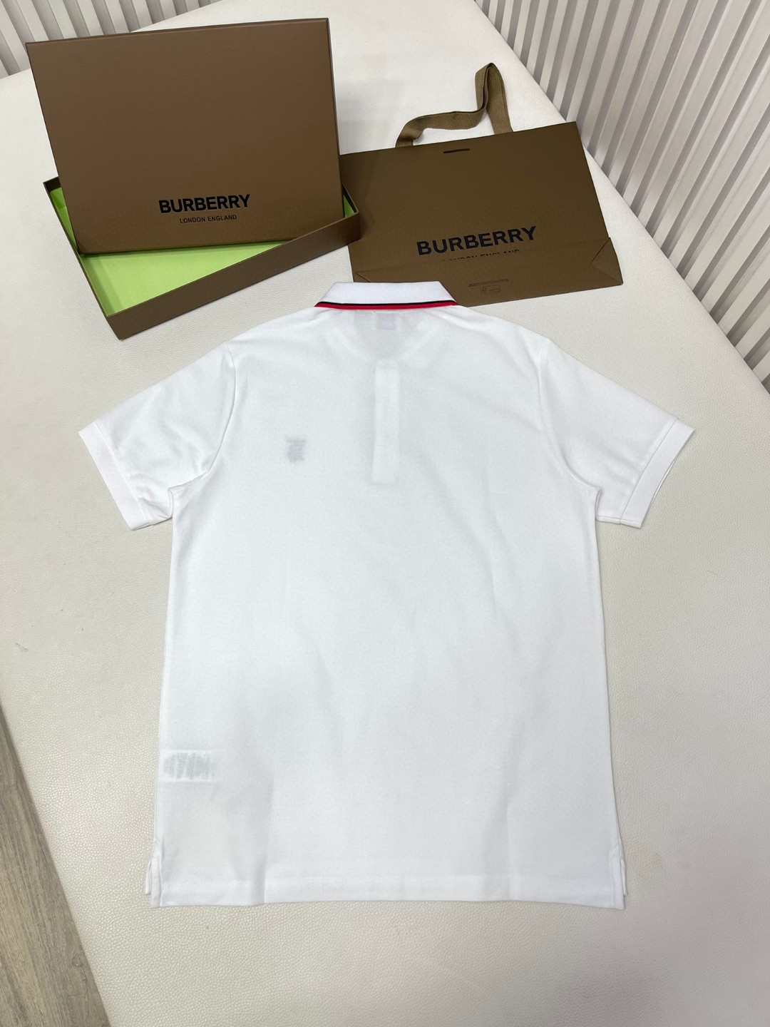 Burberry 巴宝莉 撞色字母logo刺绣Polo衫 短袖 T恤 圆领 短款 夏季 黑色 白色 酒红色 8017003-A1189