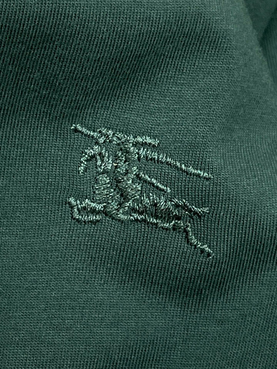 Burberry 巴宝莉 纯色刺绣战马图案 短袖 T恤 圆领 短款 夏季 黑色 白色 豆绿色 墨绿色