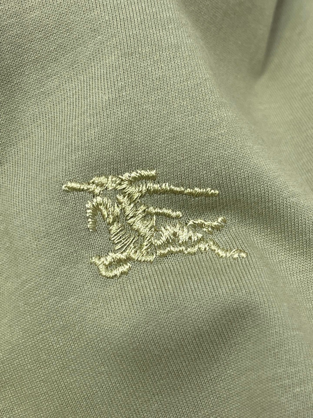 Burberry 巴宝莉 纯色刺绣战马图案 短袖 T恤 圆领 短款 夏季 黑色 白色 豆绿色 墨绿色