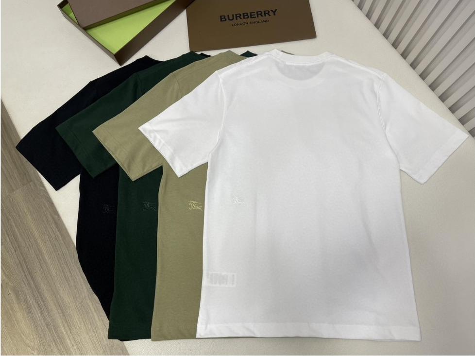 Burberry 巴宝莉 纯色刺绣战马图案 短袖 T恤 圆领 短款 夏季 黑色 白色 豆绿色 墨绿色