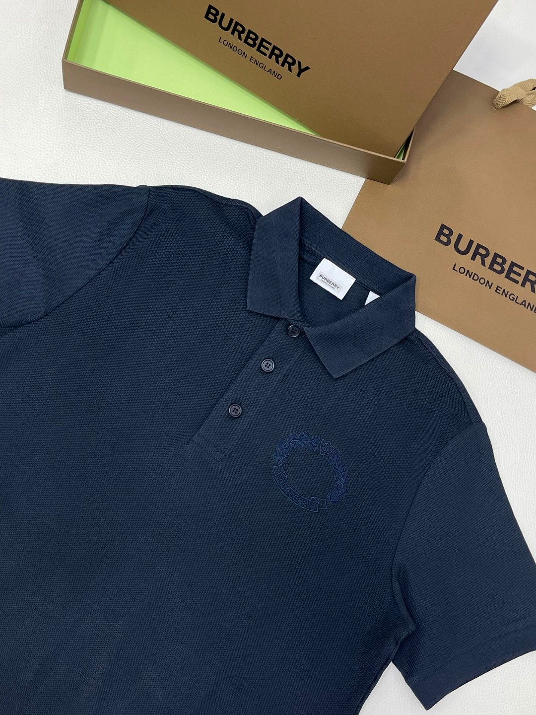 Burberry 巴宝莉 纯色橡木叶刺绣徽章Polo衫 短袖 T恤 圆领 短款 夏季 黑色 白色 80651791