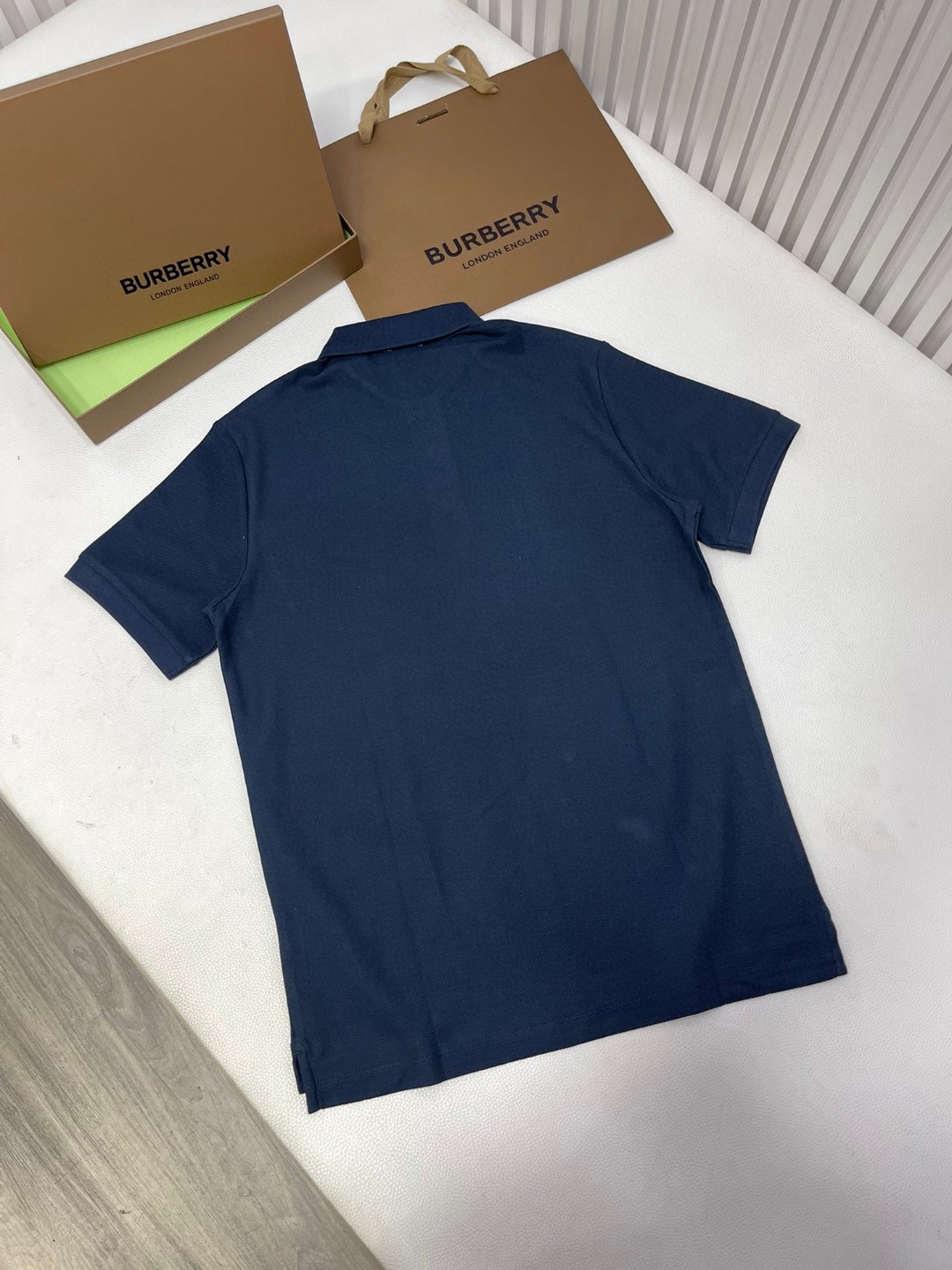 Burberry 巴宝莉 纯色橡木叶刺绣徽章Polo衫 短袖 T恤 圆领 短款 夏季 黑色 白色 80651791