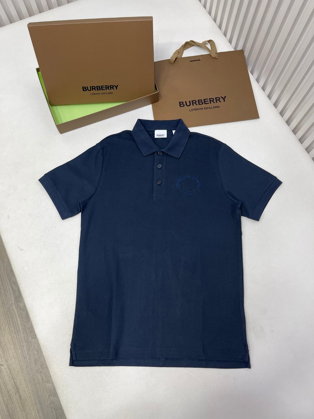 Burberry 巴宝莉 纯色橡木叶刺绣徽章Polo衫 短袖 T恤 圆领 短款 夏季 黑色 白色 80651791