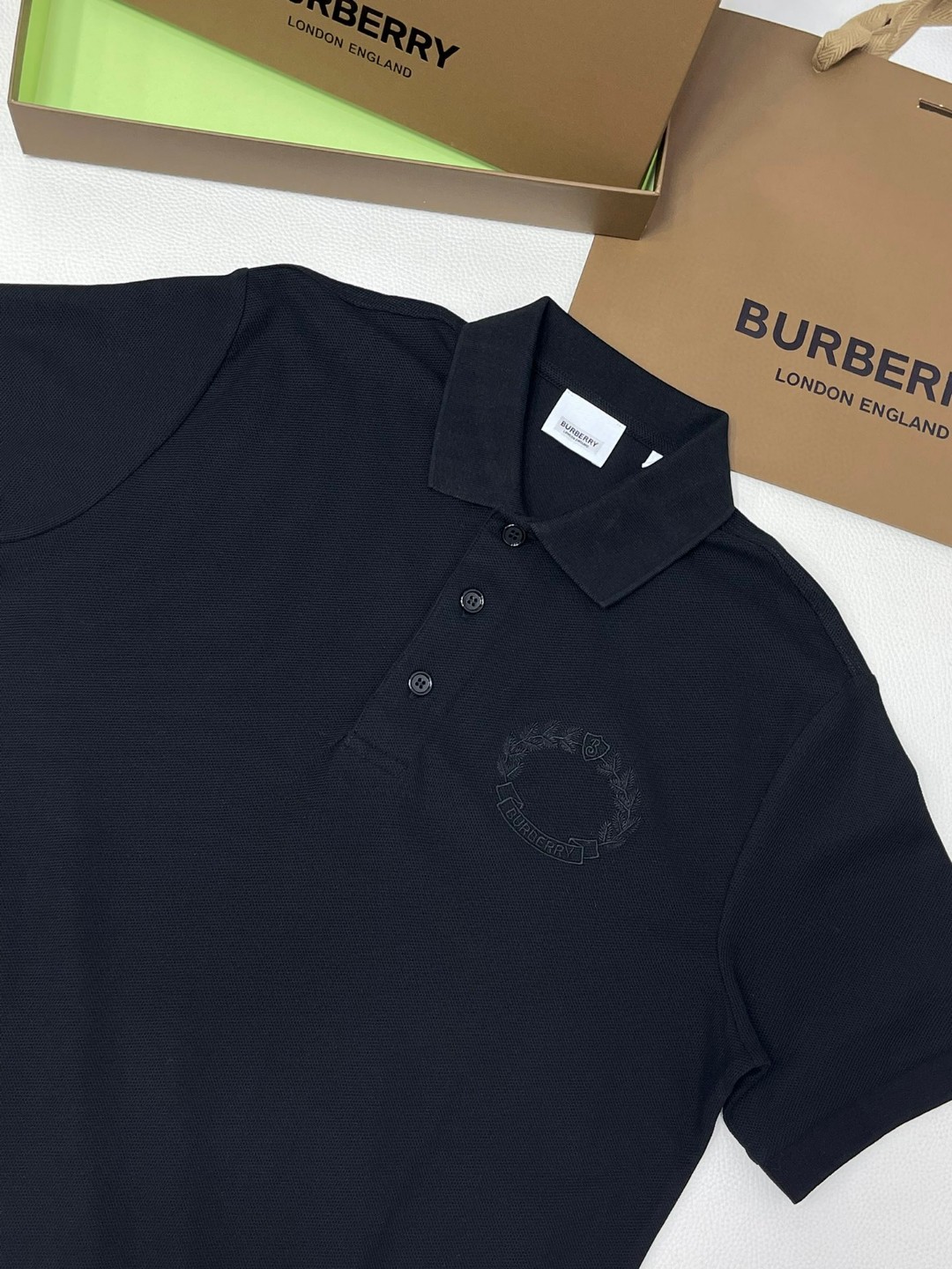 Burberry 巴宝莉 纯色橡木叶刺绣徽章Polo衫 短袖 T恤 圆领 短款 夏季 黑色 白色 80651791