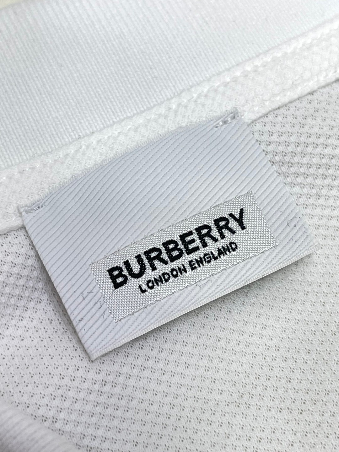 Burberry 巴宝莉 纯色橡木叶刺绣徽章Polo衫 短袖 T恤 圆领 短款 夏季 黑色 白色 80651791