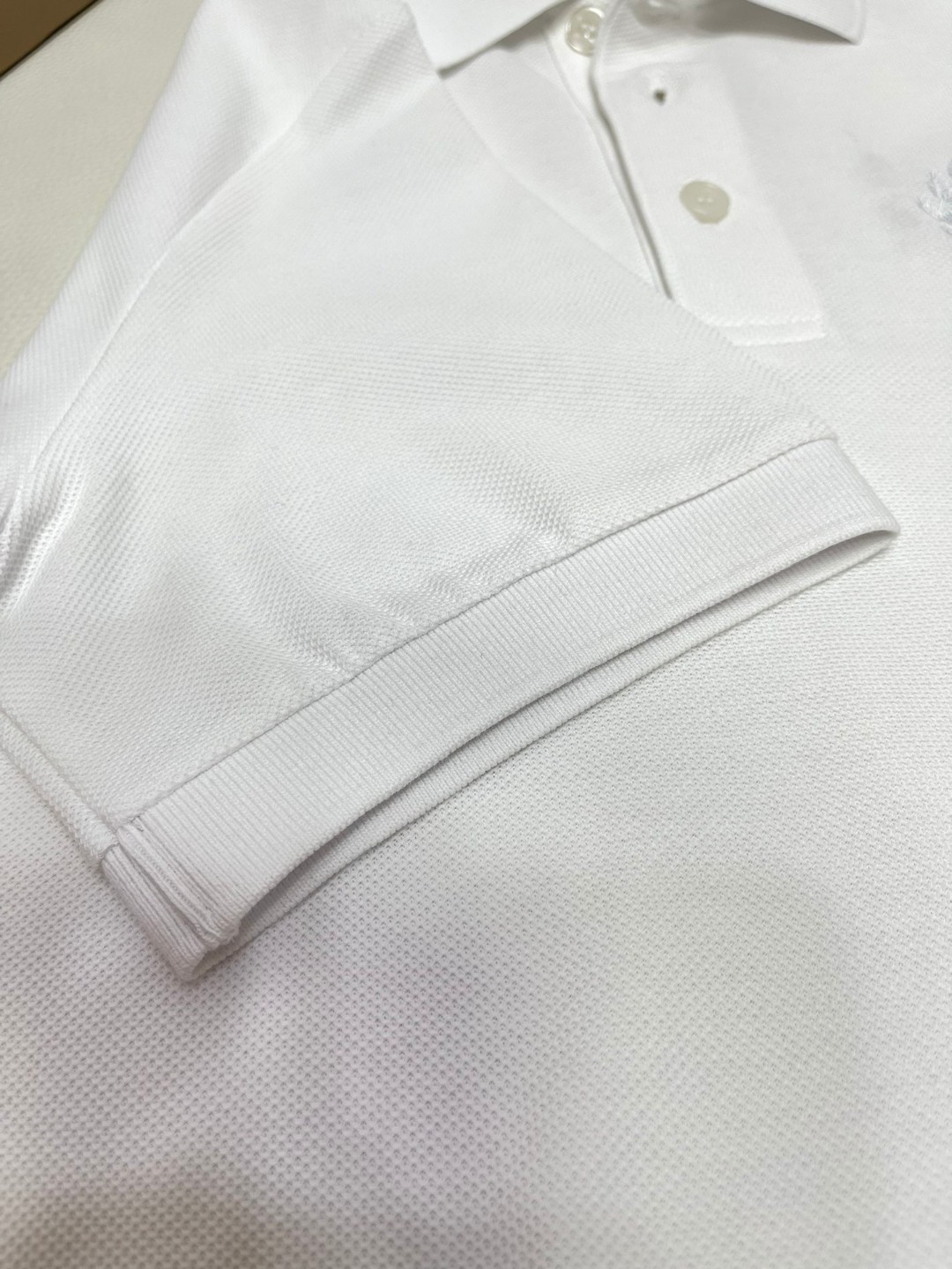 Burberry 巴宝莉 纯色橡木叶刺绣徽章Polo衫 短袖 T恤 圆领 短款 夏季 黑色 白色 80651791