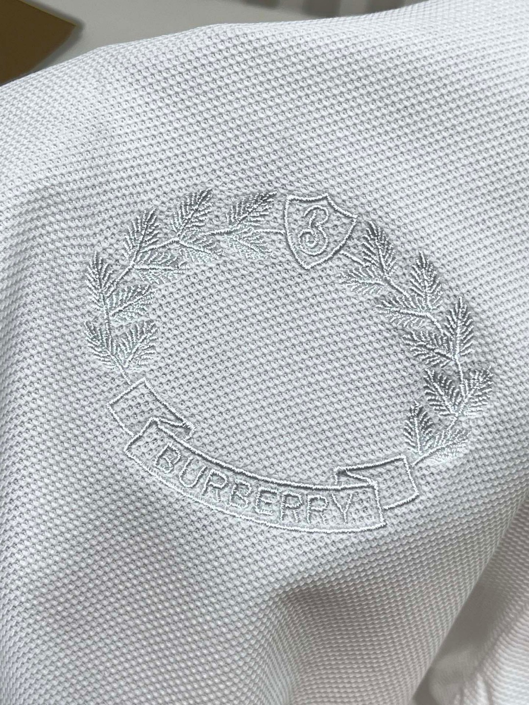 Burberry 巴宝莉 纯色橡木叶刺绣徽章Polo衫 短袖 T恤 圆领 短款 夏季 黑色 白色 80651791