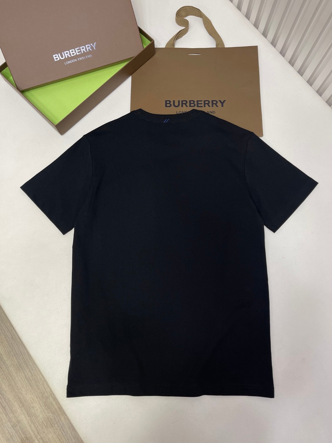 Burberry 巴宝莉 纯色战马图案徽标 短袖 T恤 圆领 短款 夏季 黑色 白色 绿色 80808141