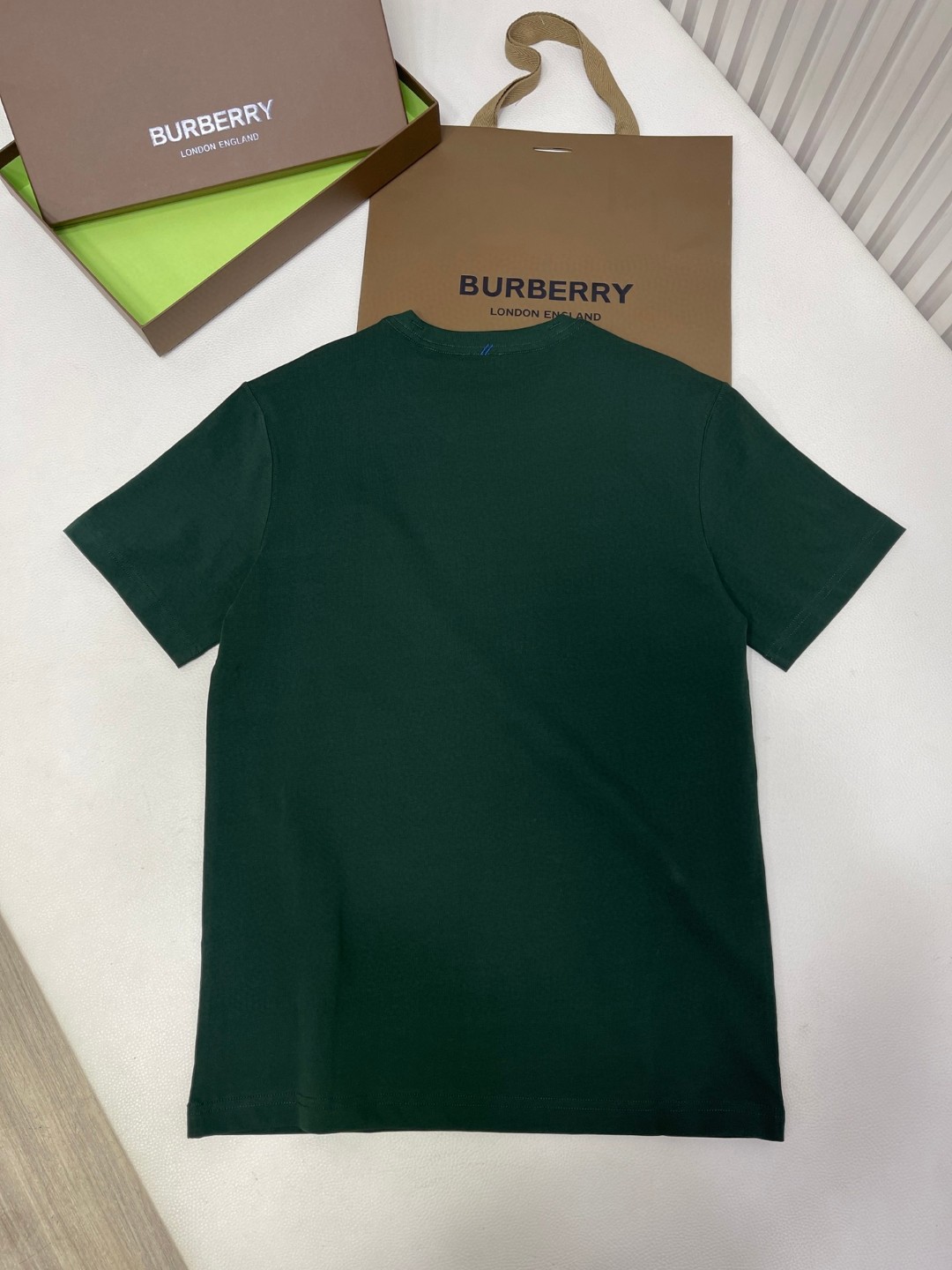 Burberry 巴宝莉 纯色战马图案徽标 短袖 T恤 圆领 短款 夏季 黑色 白色 绿色 80808141