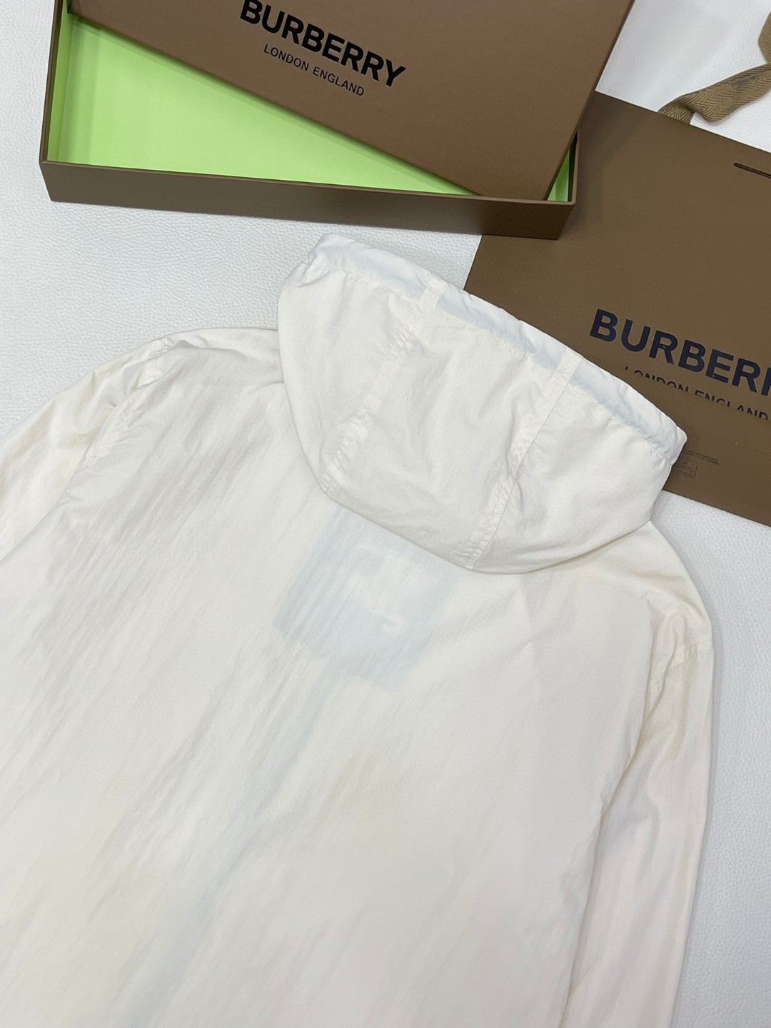 Burberry 巴宝莉 马术骑士徽标贴花连帽夹克 长袖 外套 秋冬款 蓝色