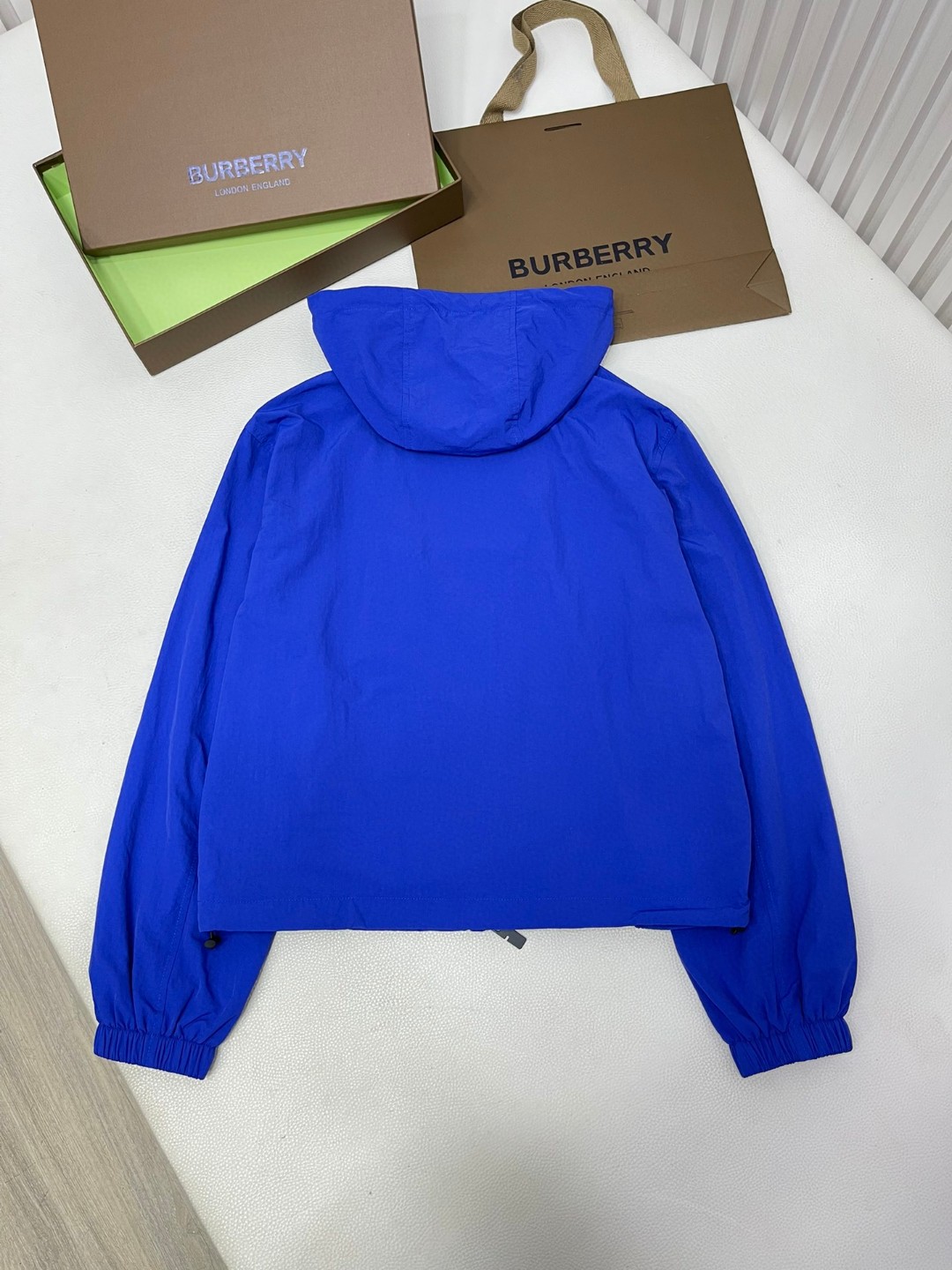 Burberry 巴宝莉 马术骑士徽标贴花连帽夹克 长袖 外套 秋冬款 蓝色