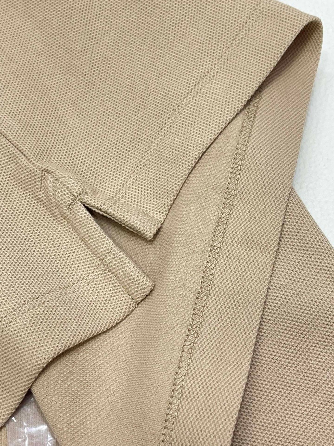 Burberry 巴宝莉 纯色胸口刺绣微标Polo衫 短袖 T恤 夏季 黑色 白色 藏蓝色 卡其色 红色 80831571