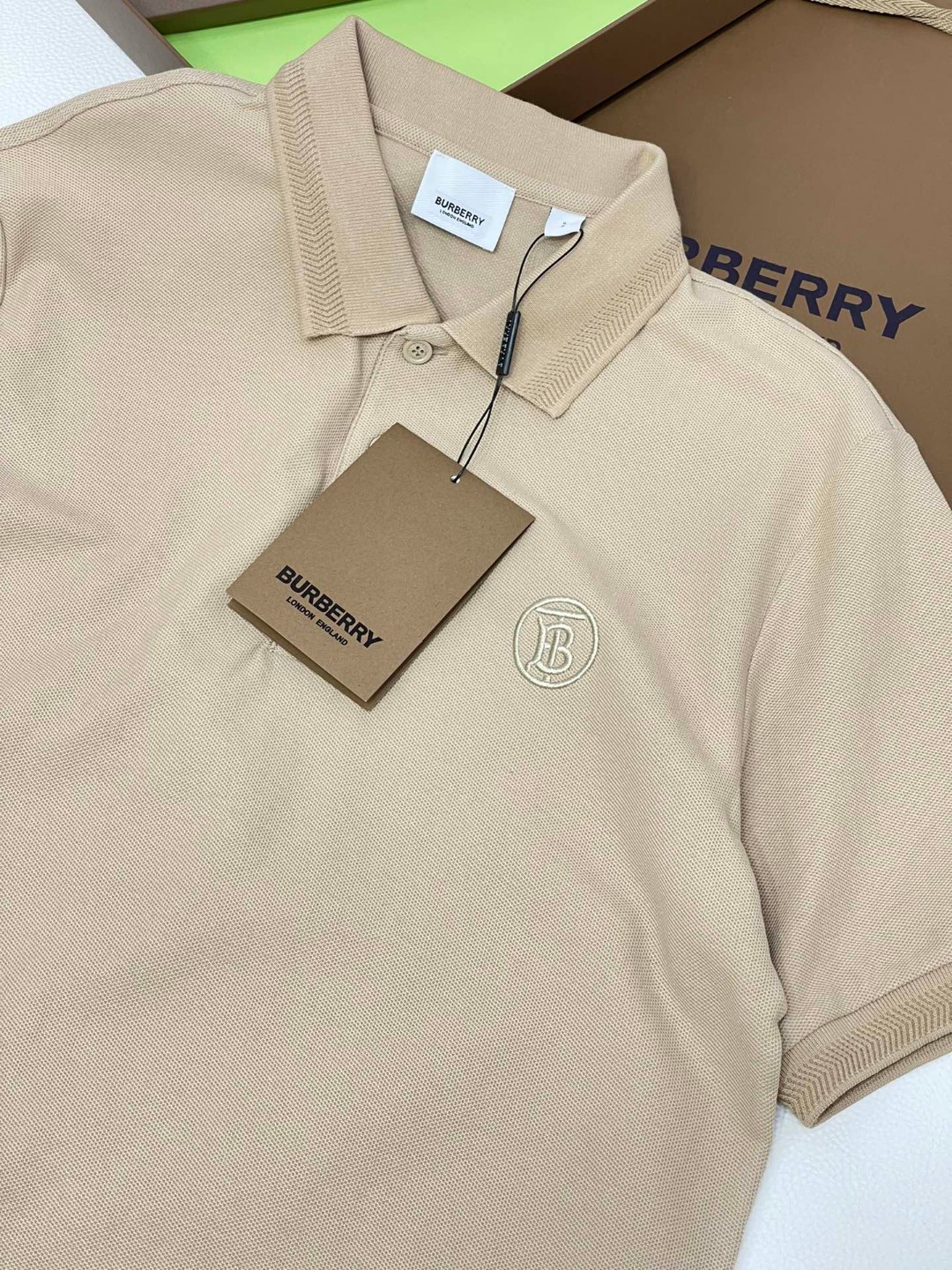 Burberry 巴宝莉 纯色胸口刺绣微标Polo衫 短袖 T恤 夏季 黑色 白色 藏蓝色 卡其色 红色 80831571