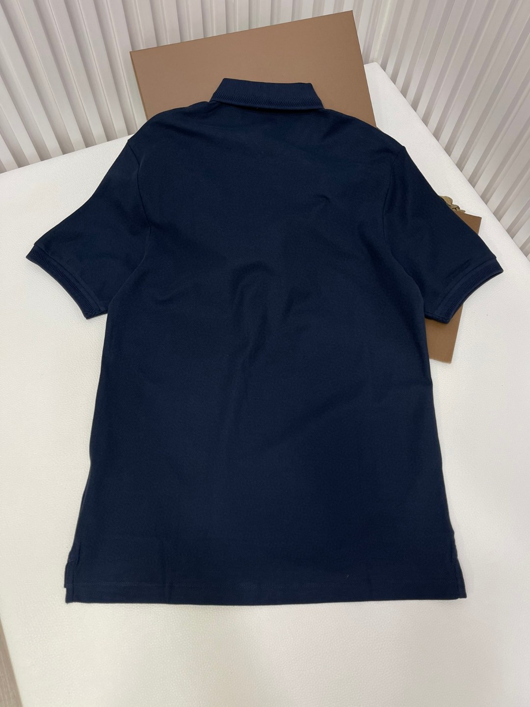 Burberry 巴宝莉 纯色胸口刺绣微标Polo衫 短袖 T恤 夏季 黑色 白色 藏蓝色 卡其色 红色 80831571