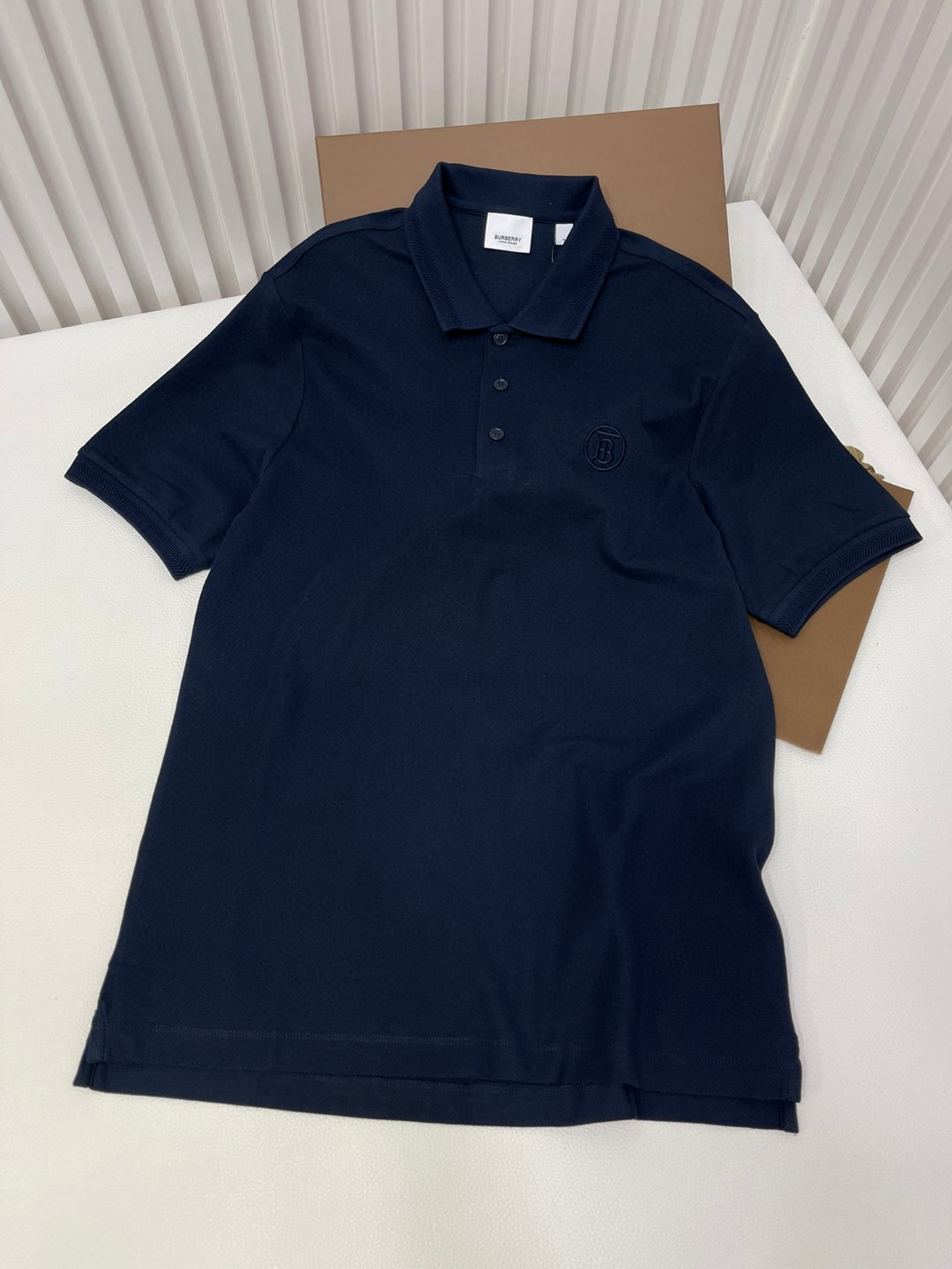 Burberry 巴宝莉 纯色胸口刺绣微标Polo衫 短袖 T恤 夏季 黑色 白色 藏蓝色 卡其色 红色 80831571