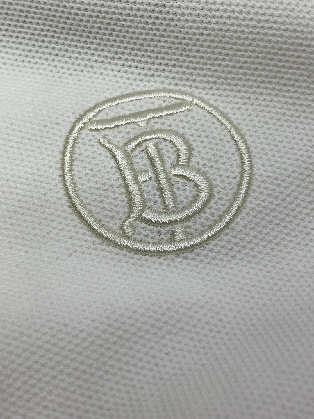 Burberry 巴宝莉 纯色胸口刺绣微标Polo衫 短袖 T恤 夏季 黑色 白色 藏蓝色 卡其色 红色 80831571