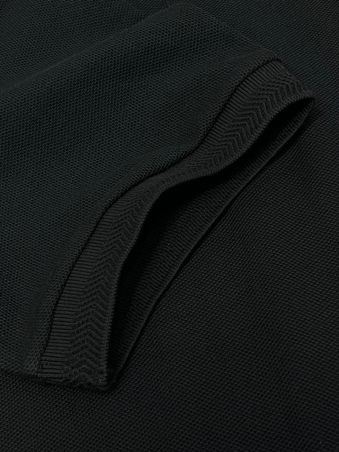 Burberry 巴宝莉 纯色胸口刺绣微标Polo衫 短袖 T恤 夏季 黑色 白色 藏蓝色 卡其色 红色 80831571