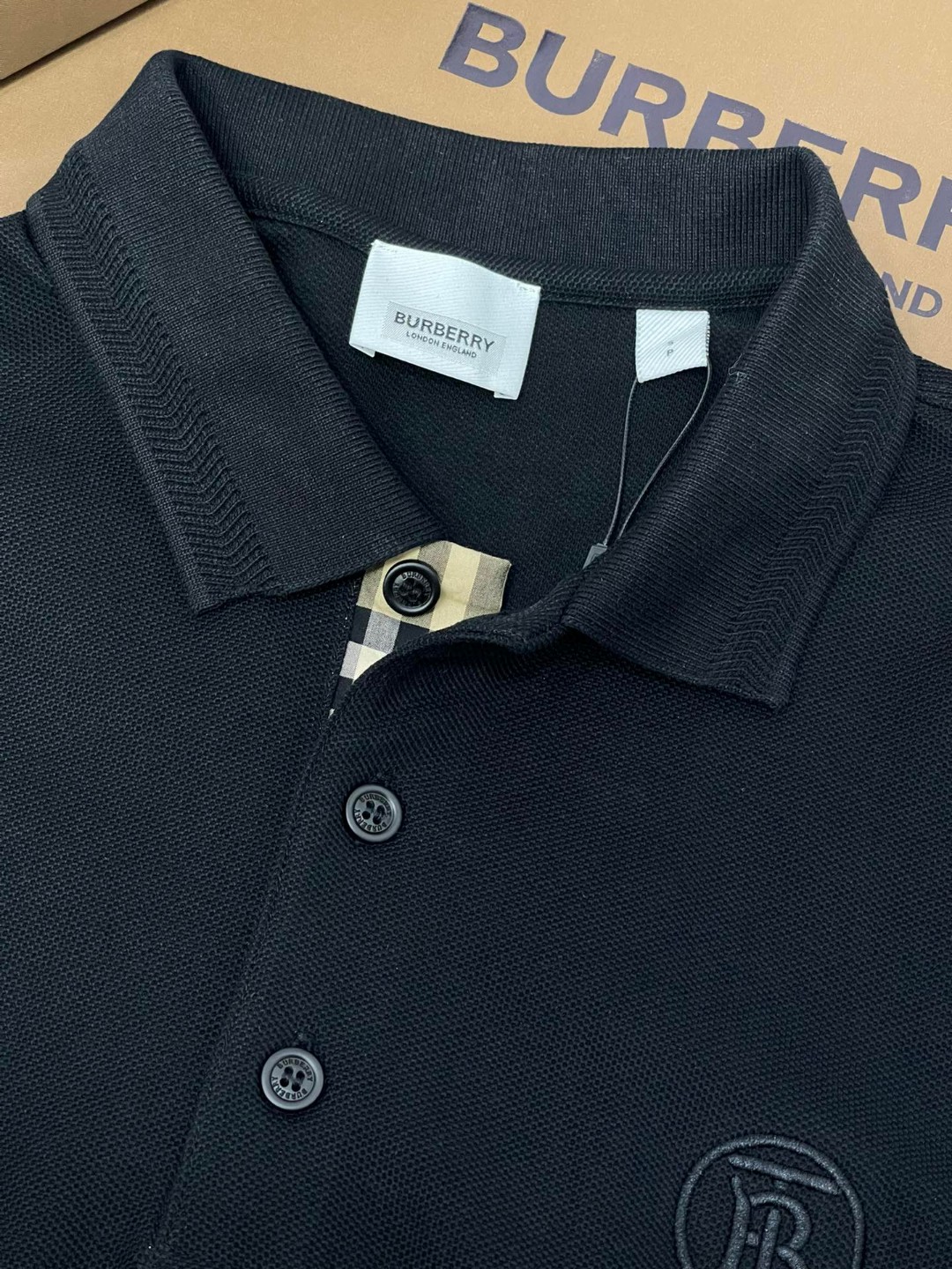 Burberry 巴宝莉 纯色胸口刺绣微标Polo衫 短袖 T恤 夏季 黑色 白色 藏蓝色 卡其色 红色 80831571