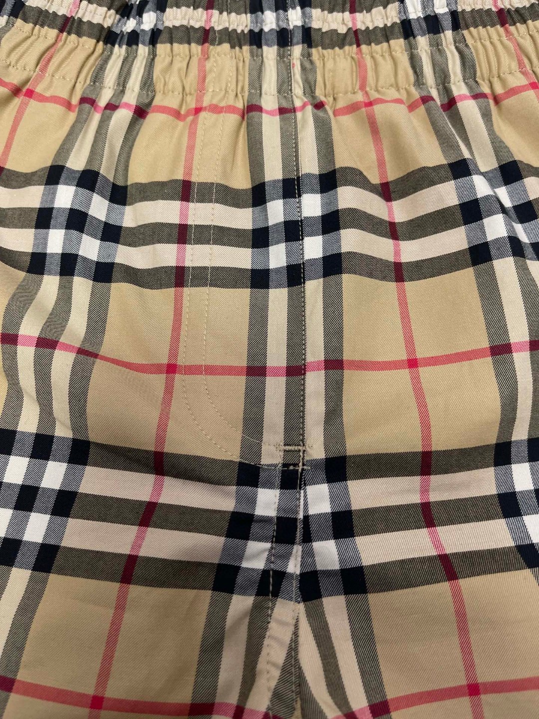 Burberry 巴宝莉 格纹松紧腰短裤 裤子 休闲裤 米白 米黑 80487261