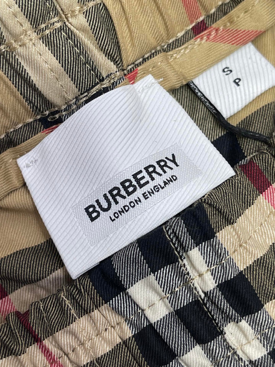 Burberry 巴宝莉 格纹松紧腰短裤 裤子 休闲裤 米白 米黑 80487261