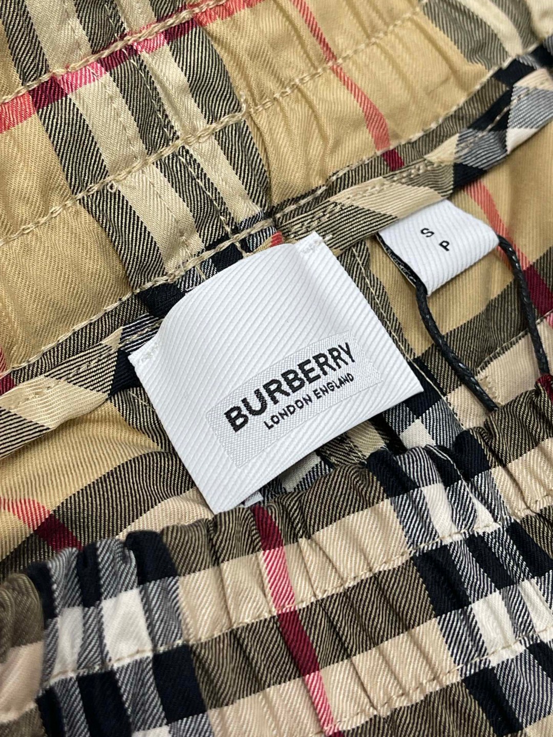 Burberry 巴宝莉 格纹松紧腰短裤 裤子 休闲裤 米白 米黑 80487261