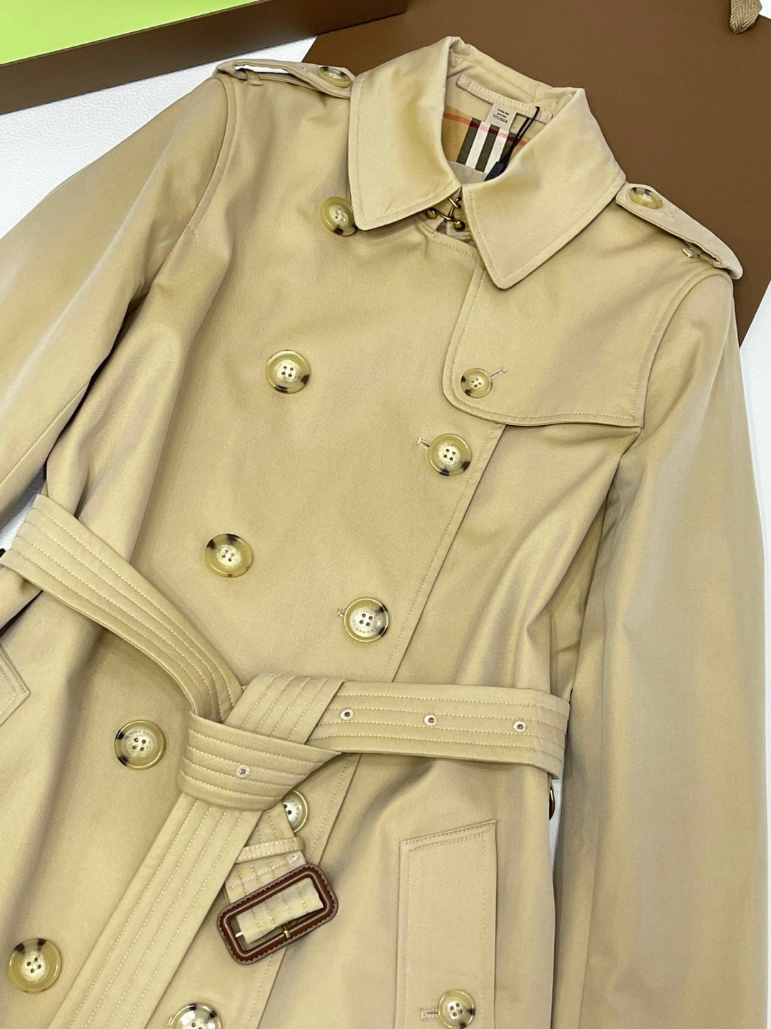 Burberry 巴宝莉 英伦风纯色翻领双排扣风衣 夹克 外套 长袖 长款 秋冬款 杏色 黑色 80457761