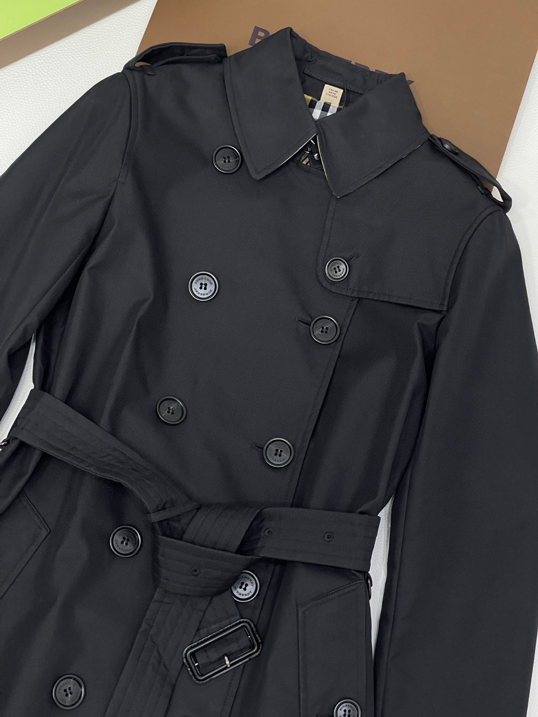 Burberry 巴宝莉 英伦风纯色翻领双排扣风衣 夹克 外套 长袖 长款 秋冬款 杏色 黑色 80457761