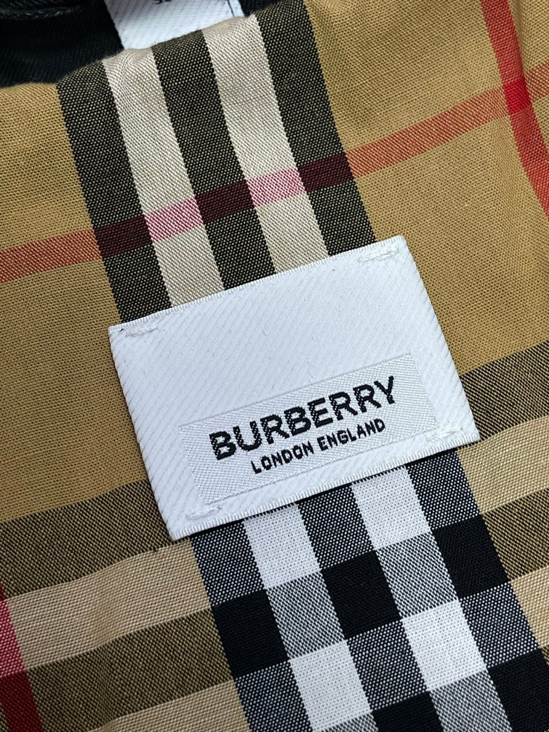Burberry 巴宝莉 纯色翻领双排扣风衣 夹克 长袖 外套 长款 秋冬款 卡其色  黑色 80793801