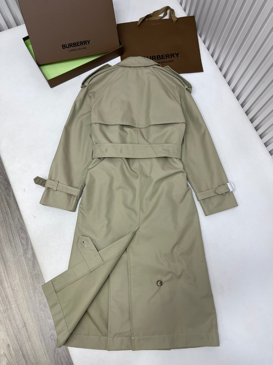 Burberry 巴宝莉 纯色翻领双排扣风衣 长袖 外套 长款 秋冬款 米色 80793801