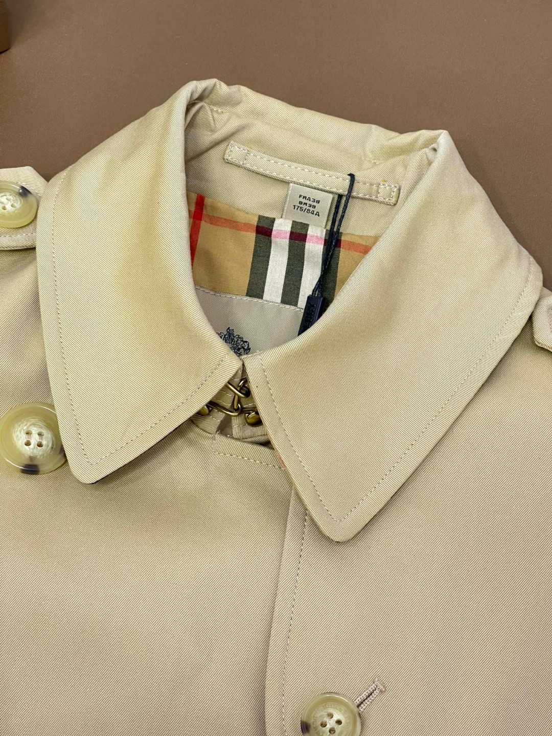 Burberry 巴宝莉 英伦风纯色翻领双排扣风衣 夹克 外套 长袖 长款 秋冬款 杏色 黑色 80457761