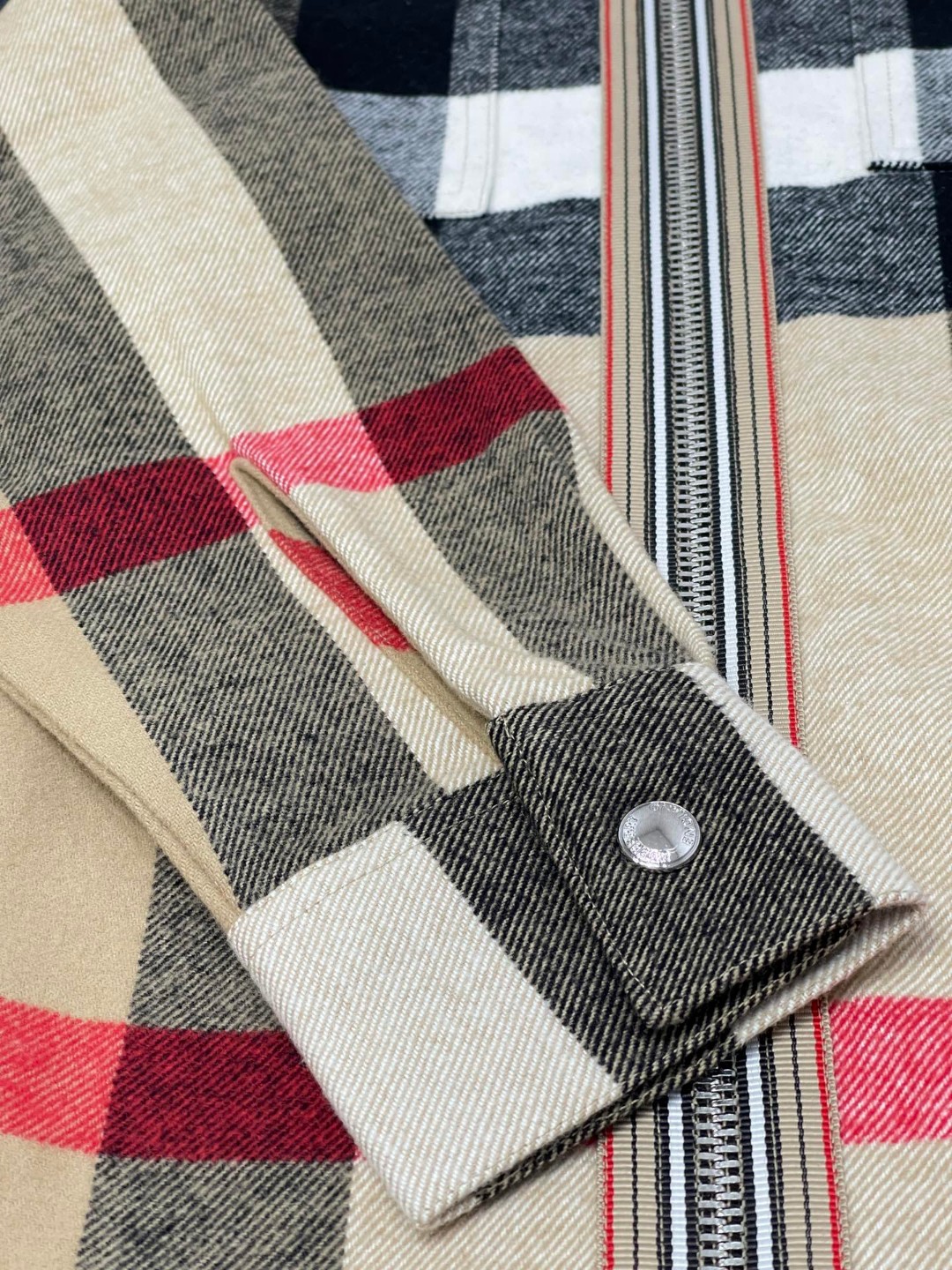 Burberry 巴宝莉 条纹翻领拉链夹克 外套 衬衫 长袖 秋冬款 棕色 8050135