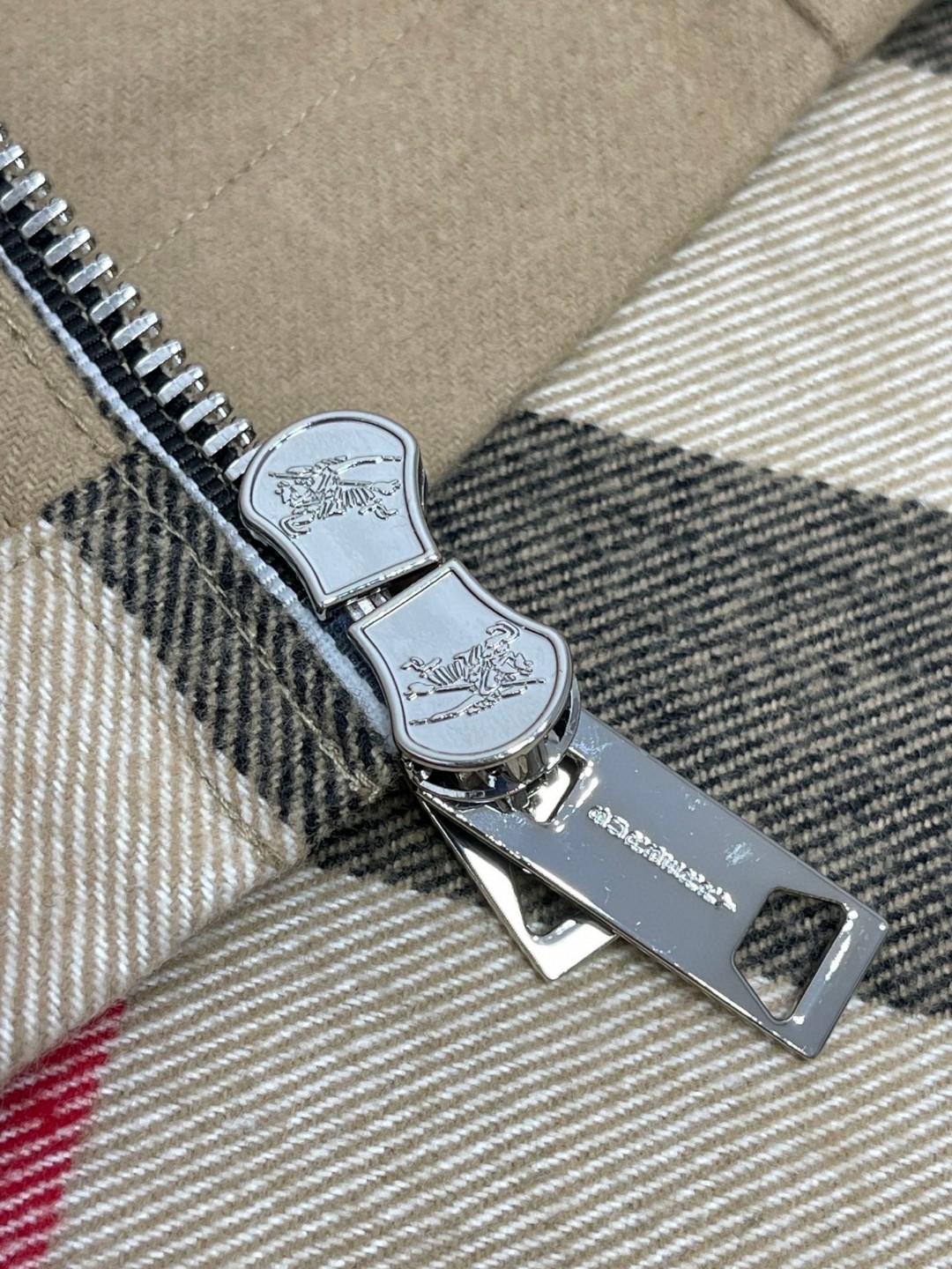 Burberry 巴宝莉 条纹翻领拉链夹克 外套 衬衫 长袖 秋冬款 棕色 8050135