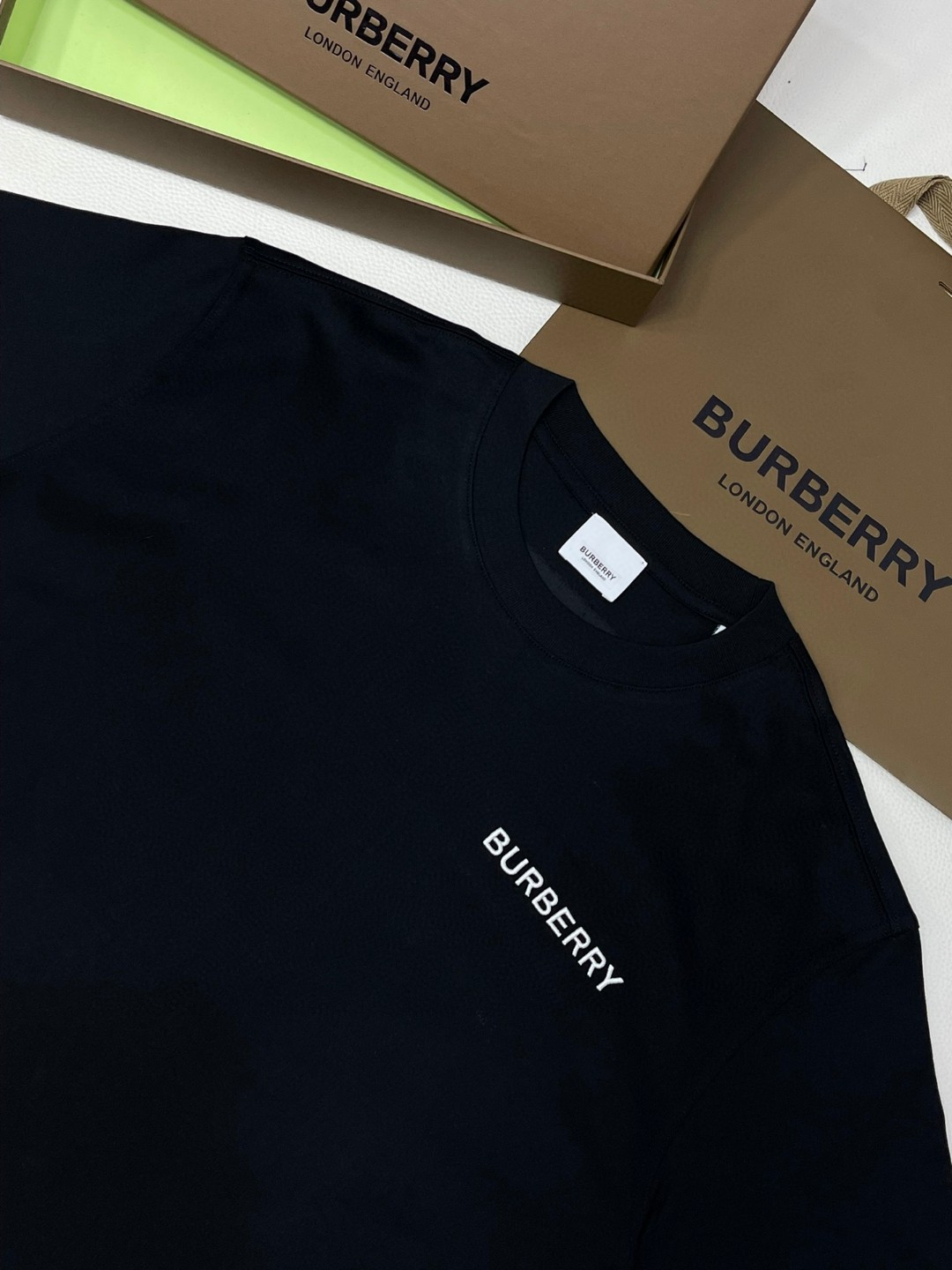 Burberry 巴宝莉 字母logo刺绣 短袖 T恤 夏季 黑色 白色 蓝色 80575471