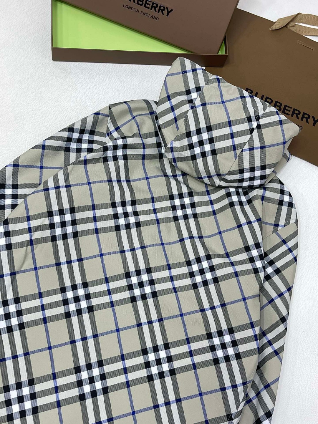 Burberry 巴宝莉 两面穿拼色格纹拉链连帽夹克 长袖 外套 秋冬款 青苔色 80883401