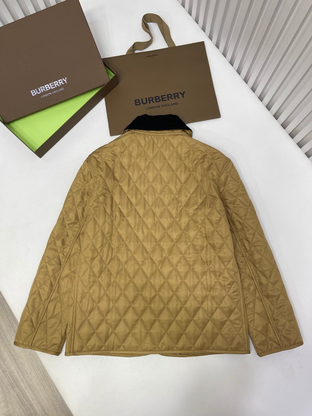 Burberry 巴宝莉 菱格纹夹克 棉服 长袖 外套 秋冬款 姜黄色 80963551