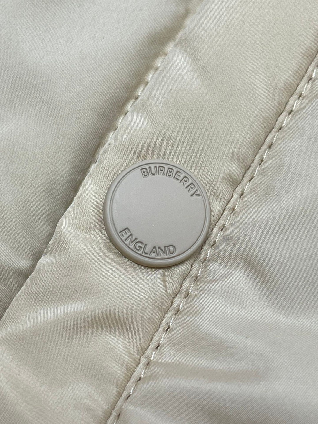 Burberry 巴宝莉 经典格纹两面穿尼龙连帽夹克 长袖 外套 秋冬款 黄褐色 