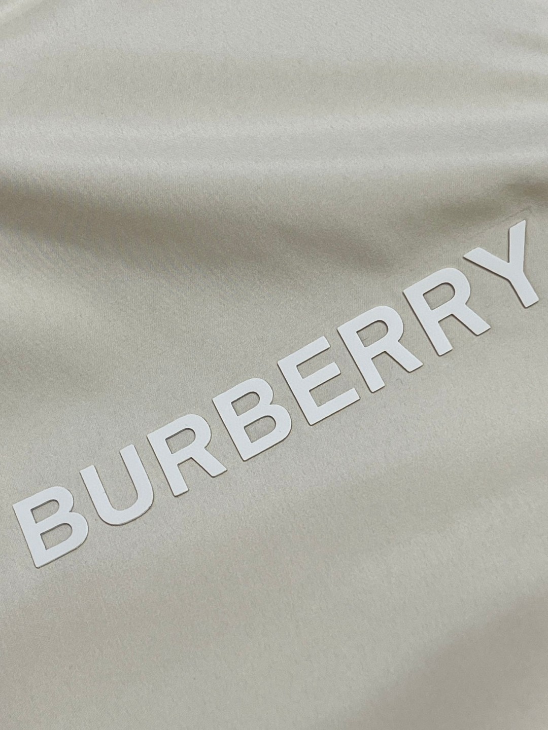 Burberry 巴宝莉 经典格纹两面穿尼龙连帽夹克 长袖 外套 秋冬款 黄褐色 