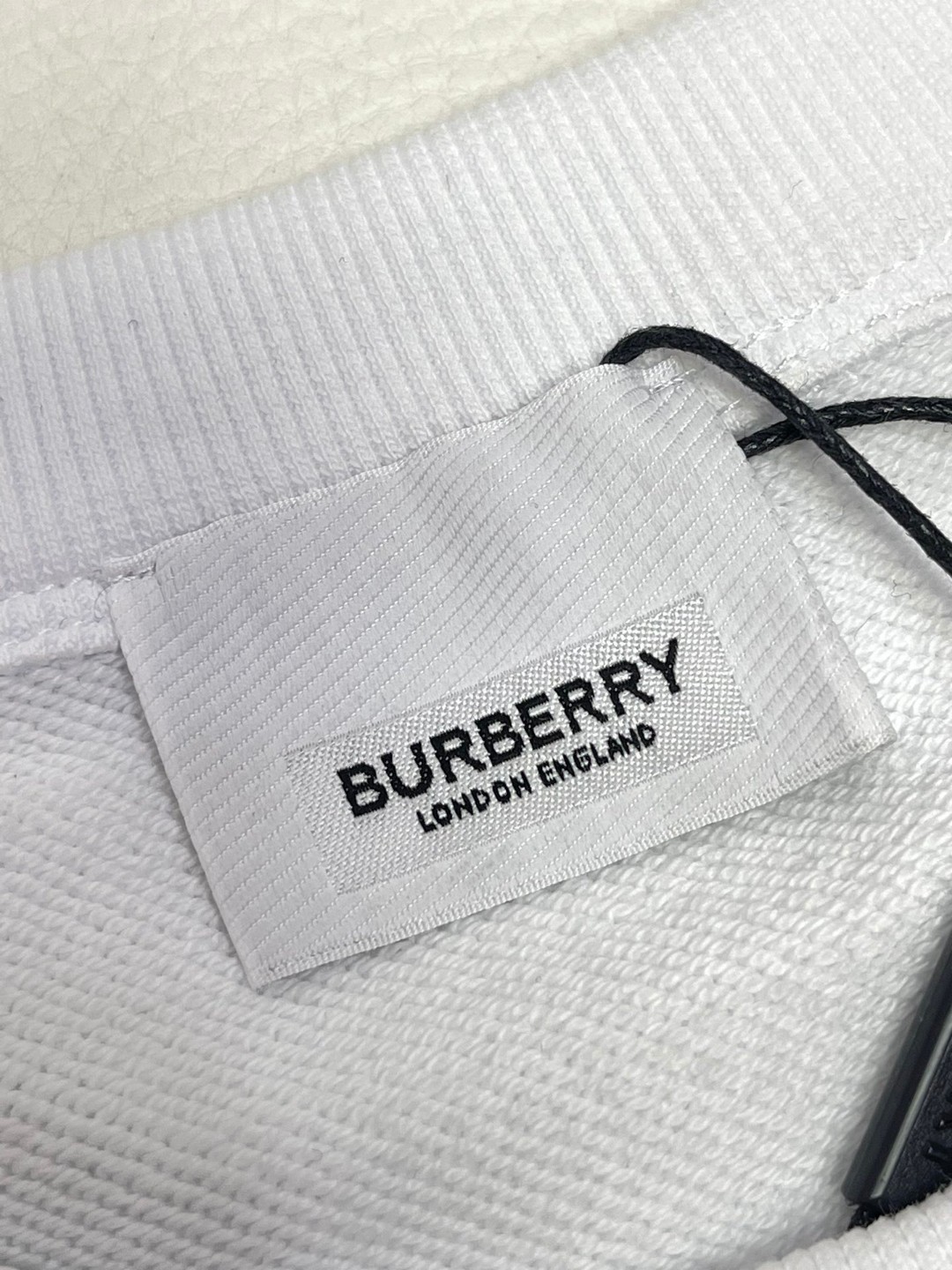 Burberry 巴宝莉 格纹刺绣字母logo卫衣 长袖 圆领 外套 秋冬款 白色 黑色 