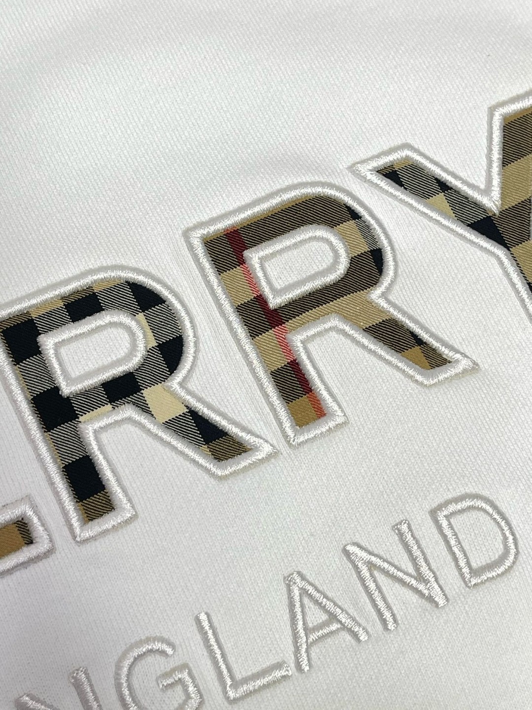 Burberry 巴宝莉 格纹刺绣字母logo卫衣 长袖 圆领 外套 秋冬款 白色 黑色 