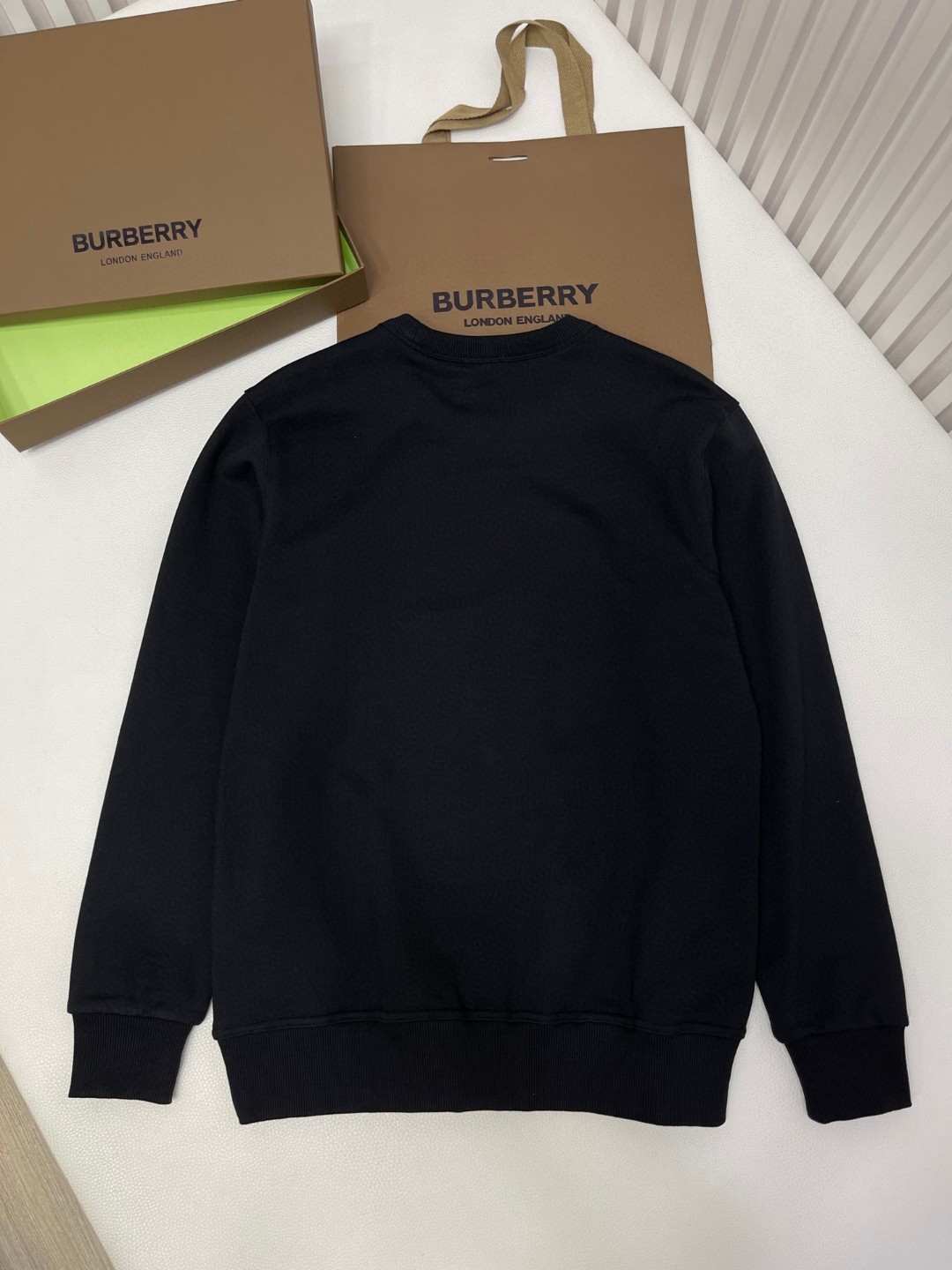 Burberry 巴宝莉 刺绣骑士战马字母logo卫衣 长袖 圆领 外套 秋冬款 黑色 80727771