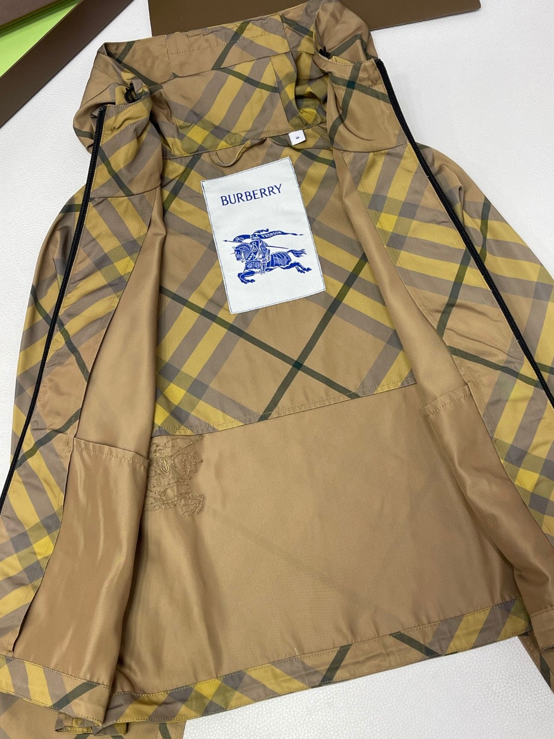 Burberry 巴宝莉 格纹拉链连帽夹克 长袖 外套 短款 女款 黄色 80823181