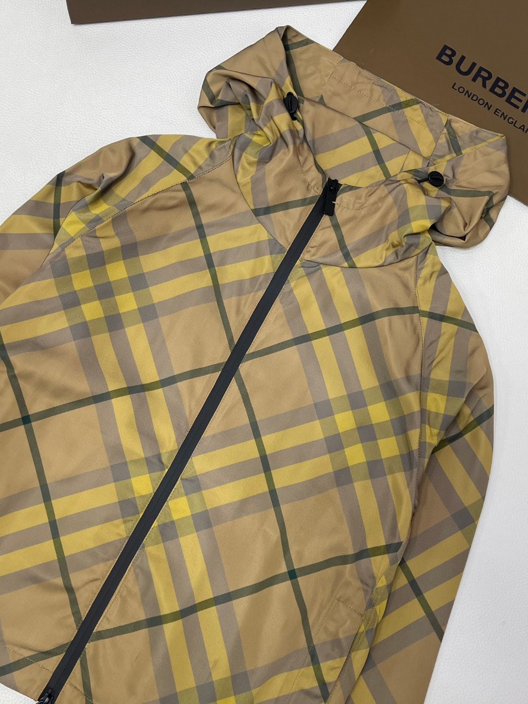 Burberry 巴宝莉 格纹拉链连帽夹克 长袖 外套 短款 女款 黄色 80823181